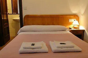 Pension Mendez II Bilbau 2*,